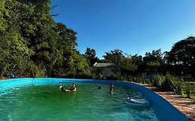 EL PASO IBERA, cabañas equipadasy piscina